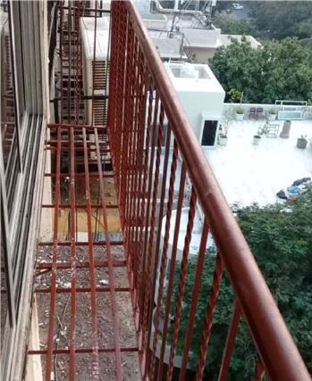 Balcony Type Grill